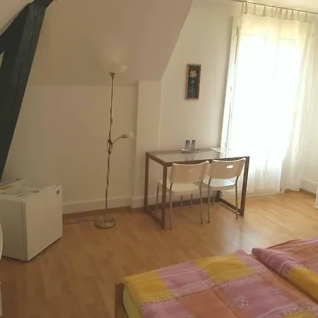 Pensión Meublées - Lausanne Prilly