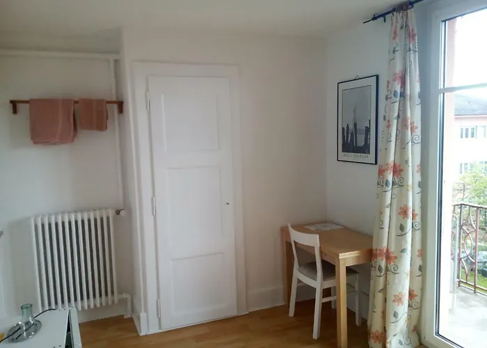 Meublees - Lausanne Gasthuis Prilly